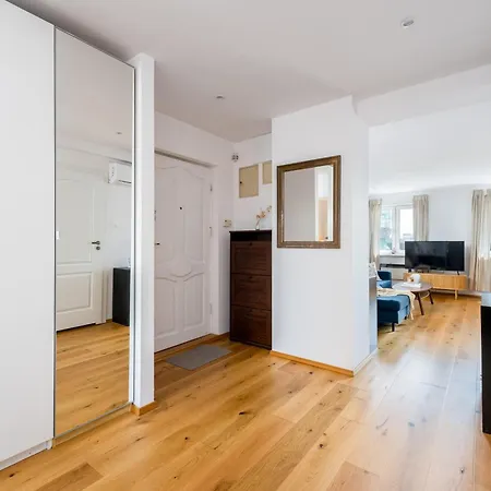 Апартаменты Wielopole 18A Two Bedroom Residence Краков