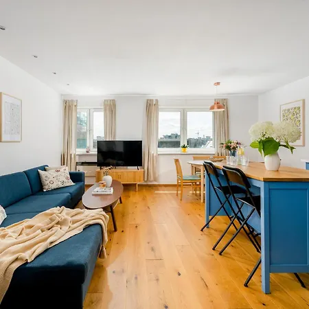Wielopole 18A Two Bedroom Residence Апартаменты Краков